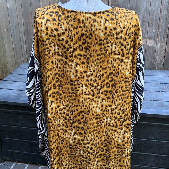 Good Times over the head poncho style top in zebra and cheetah WILD - Picture 3 of 7